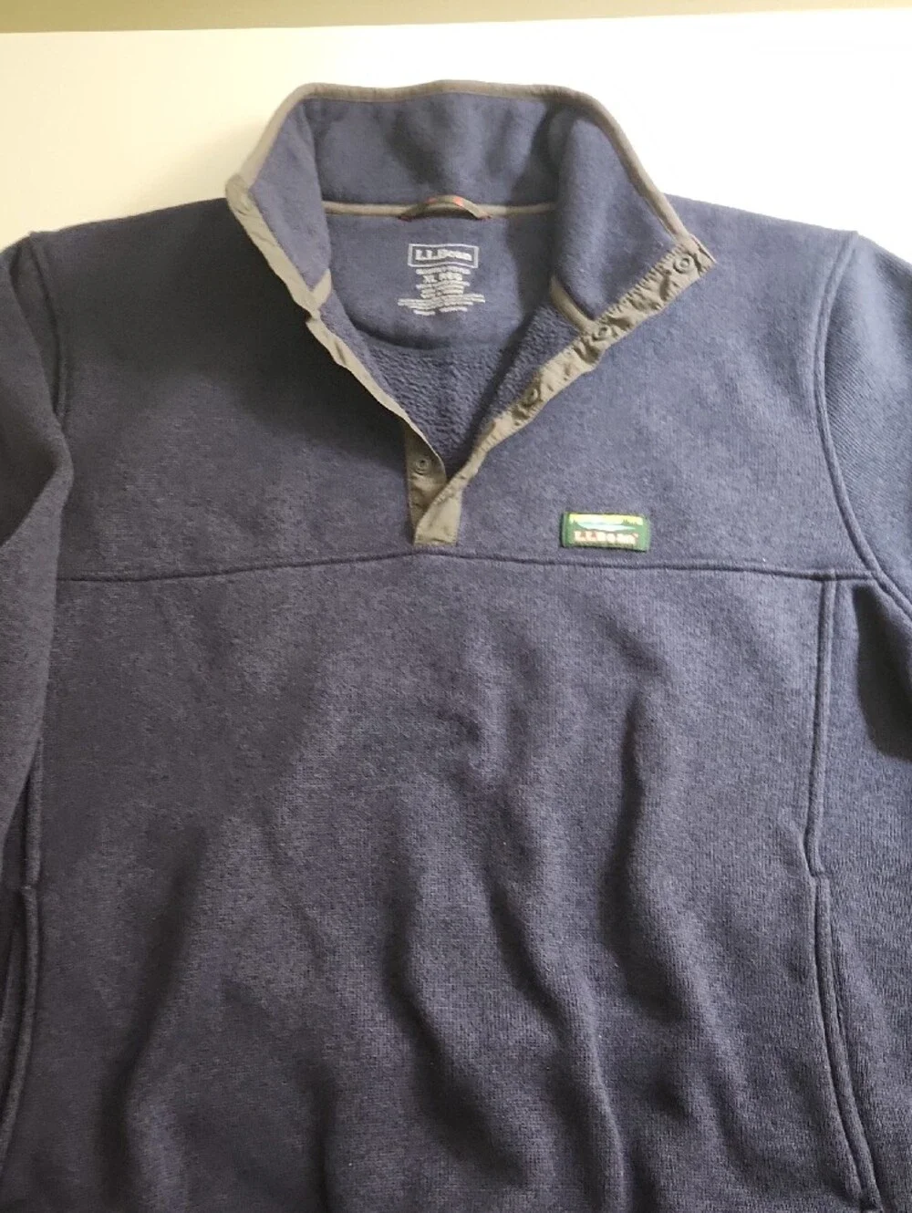 L.L. Bean Men's Navy Fleece Snap-Placket Pullover with Gray Trim